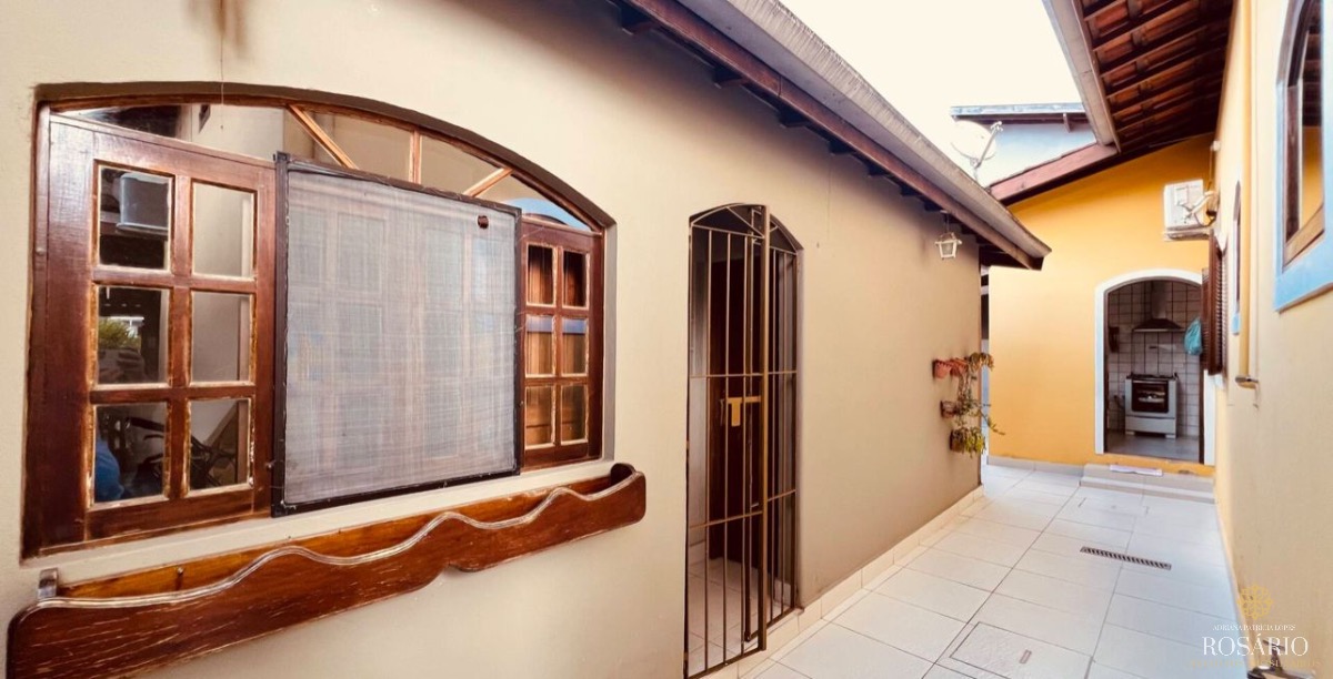 Casa com edicula à venda no jardim samambaia em ubatuba