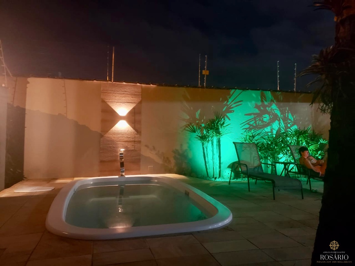 Casa com edicula à venda no jardim samambaia em ubatuba
