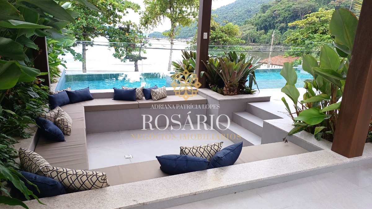 Apartamento de 3 Suítes No Itaguá