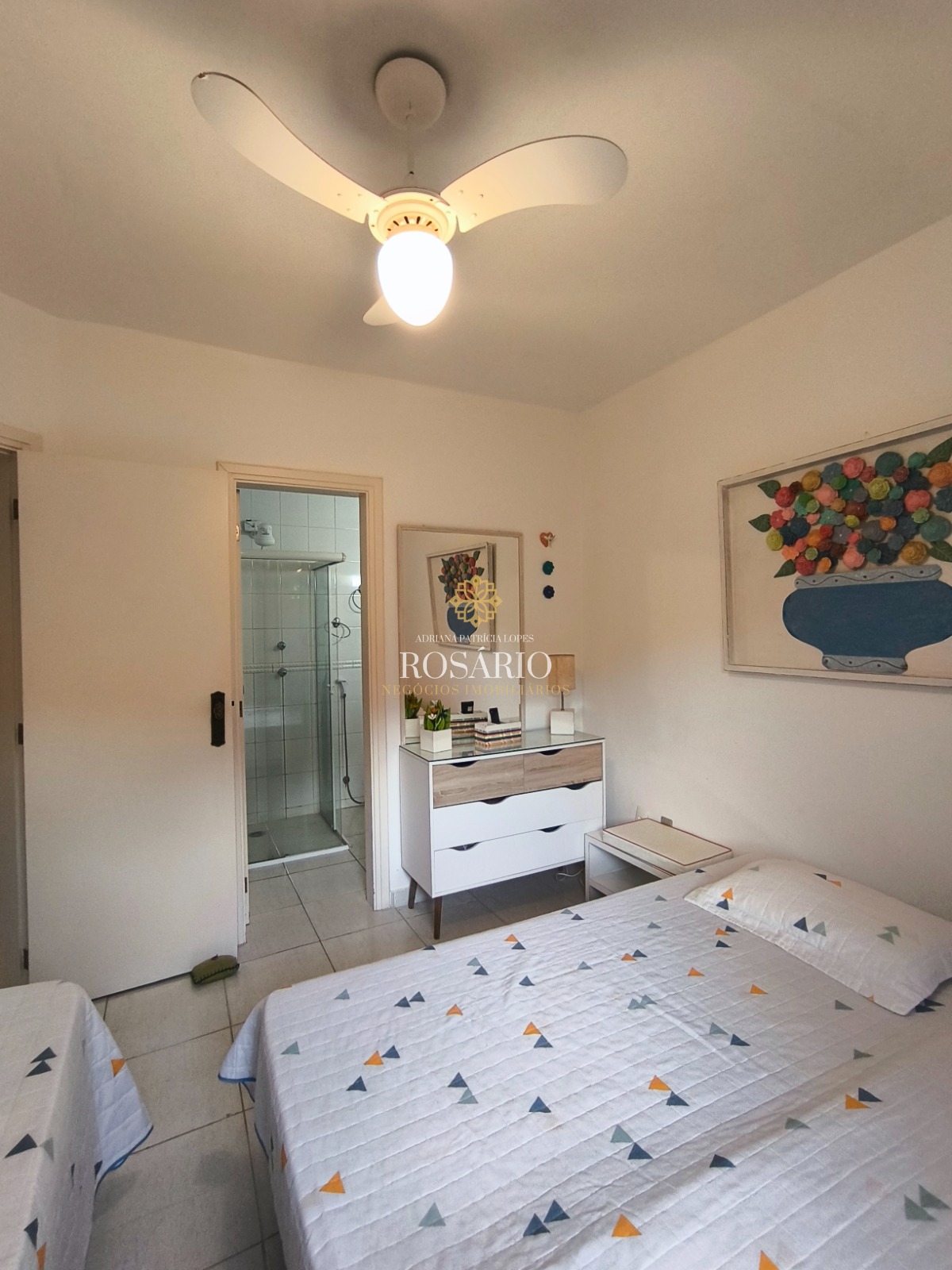 Apartamento à 100 mts da praia das toninhas com 3 dormitório