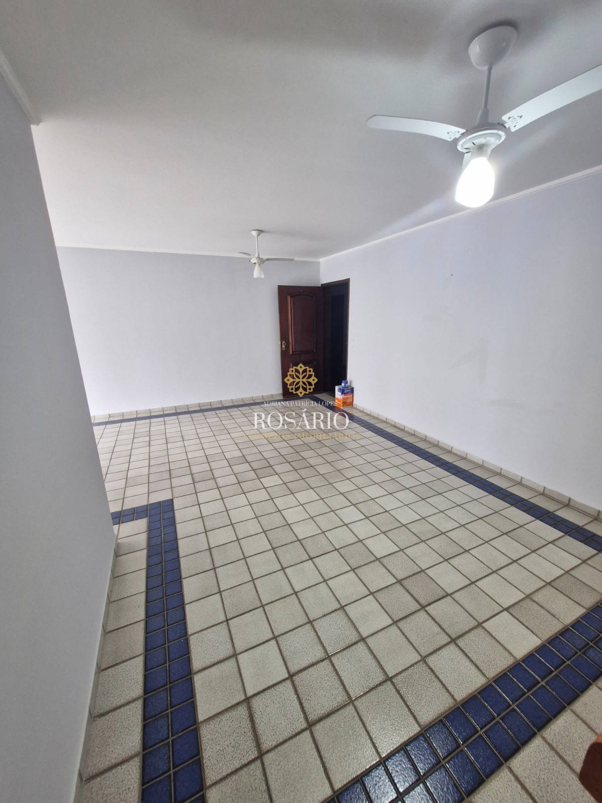 Apartamento de 03 dormitórios no centro disponível para loca