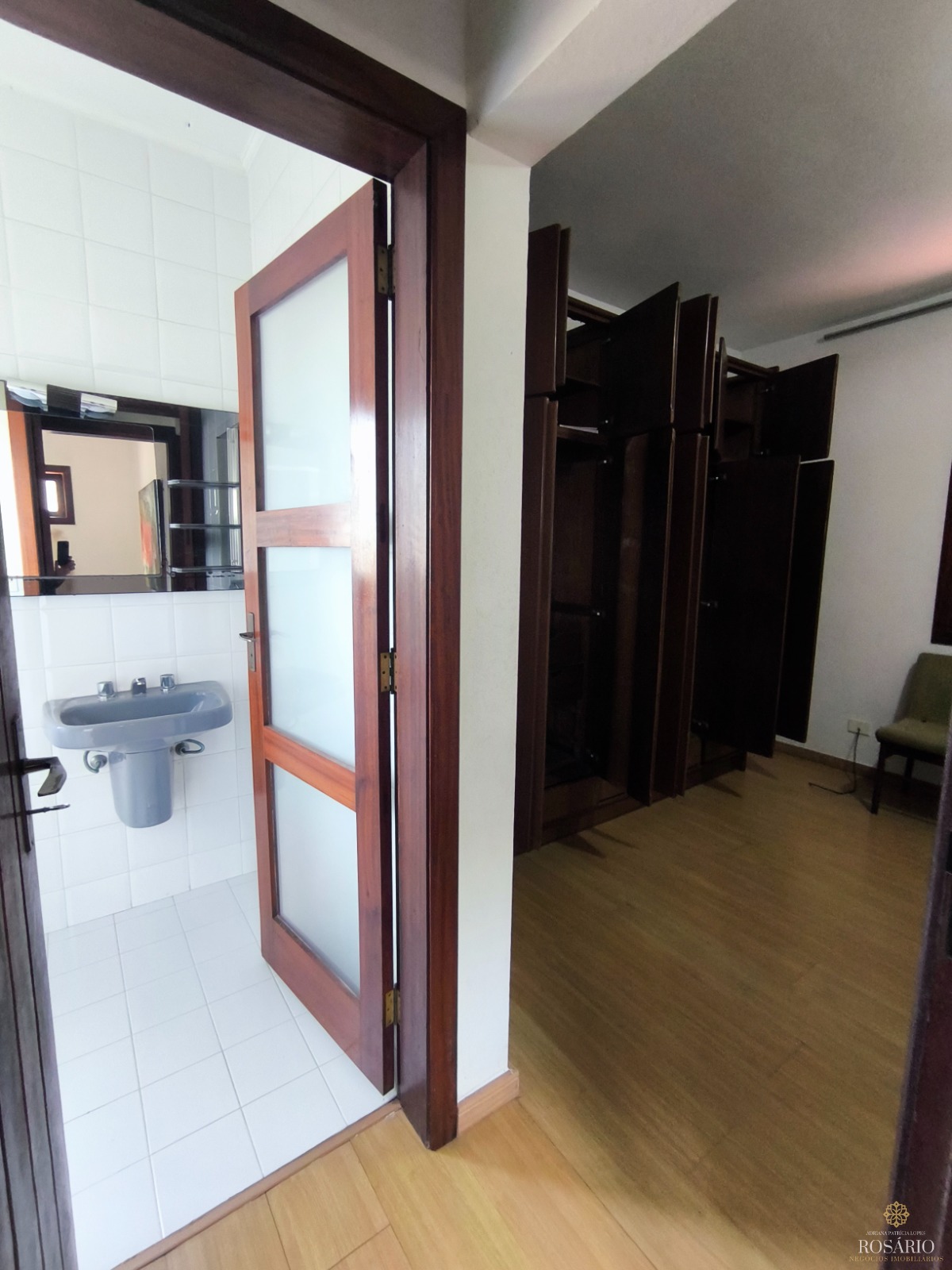 Casa no park hills com 3 suítes disponível sistema vouager