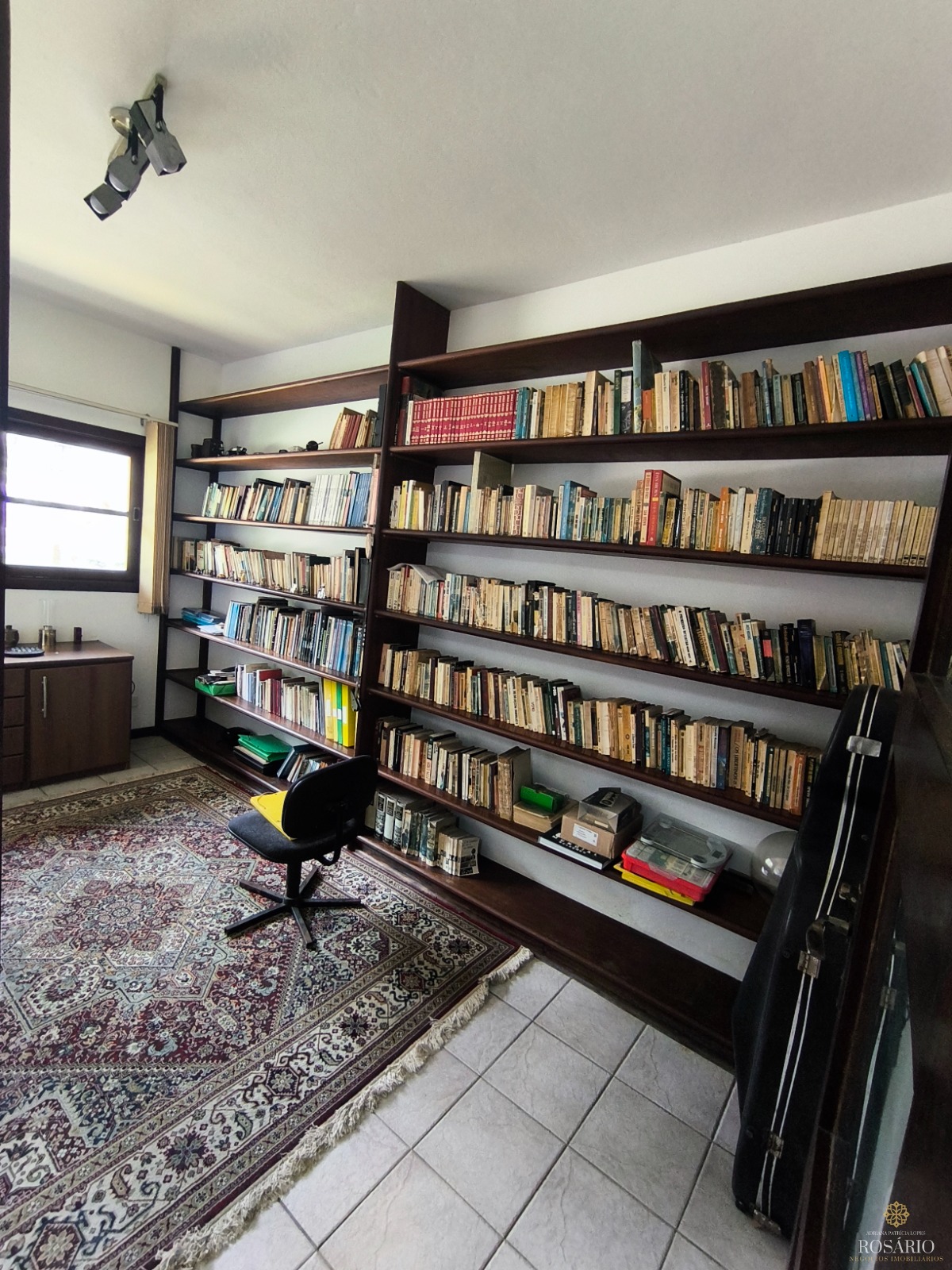 Casa no park hills com 3 suítes disponível sistema vouager