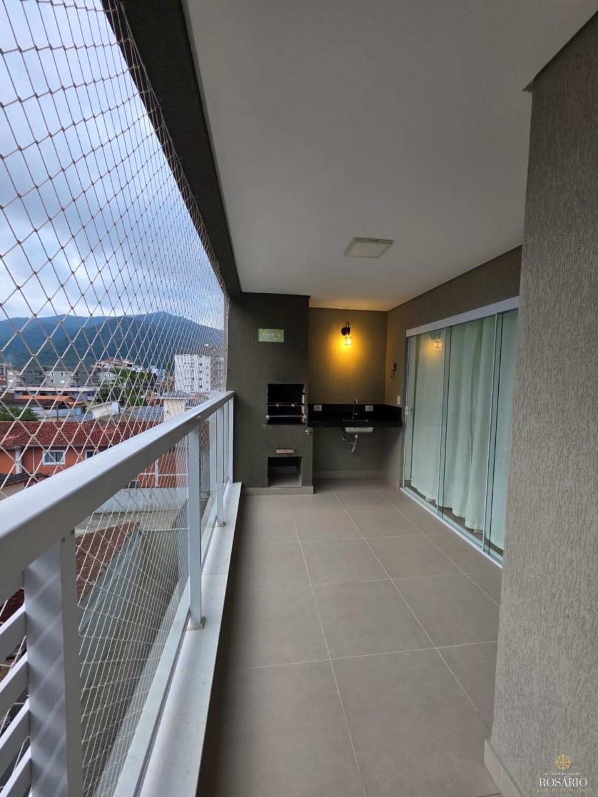 Excelente Apartamento à Venda No Centro de Ubatuba 90m² e Varanda Gourmet