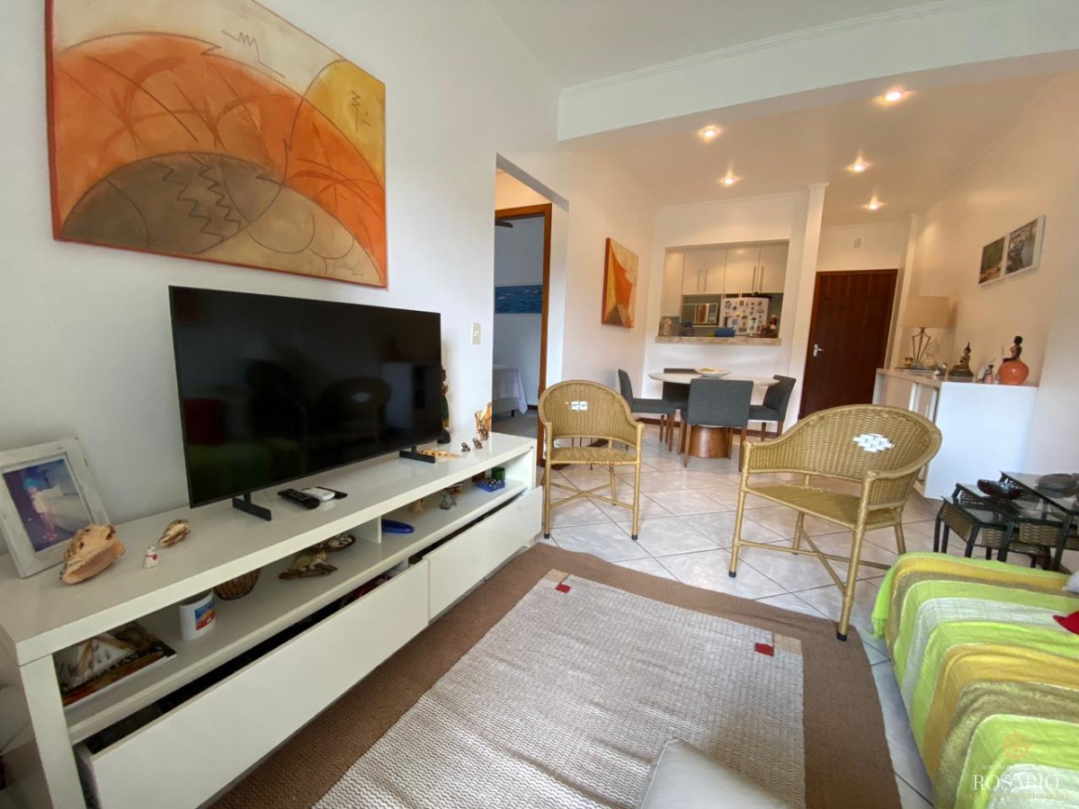 Apartamento com 2 dormitórios e varanda gourmet na barra da 