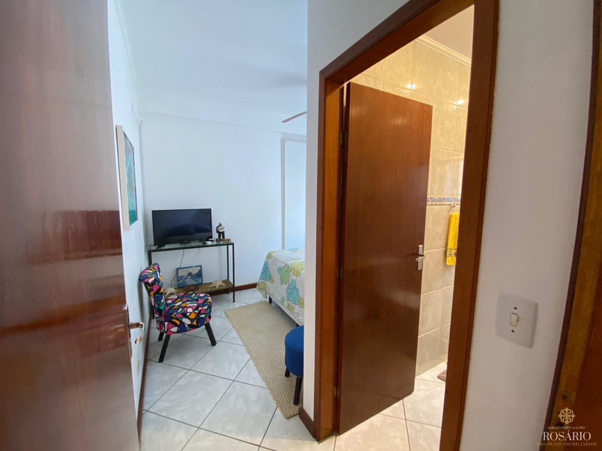 Apartamento com 2 dormitórios e varanda gourmet na barra da 