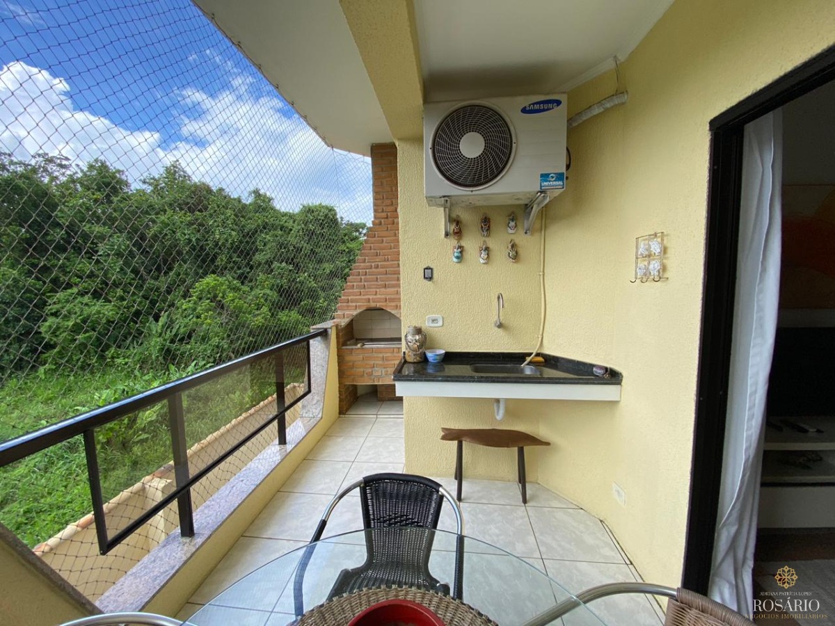 Apartamento com 2 dormitórios e varanda gourmet na barra da 