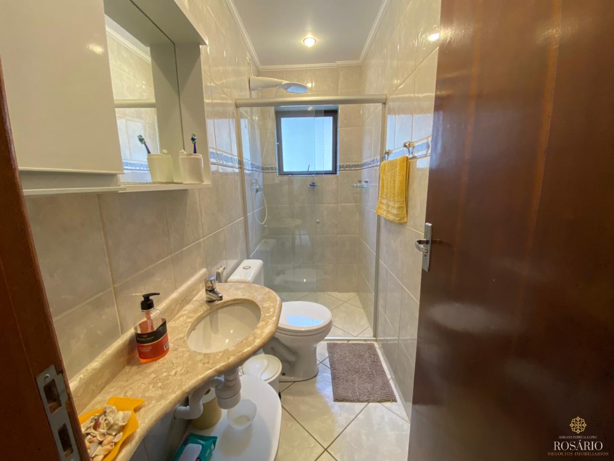 Apartamento com 2 dormitórios e varanda gourmet na barra da 