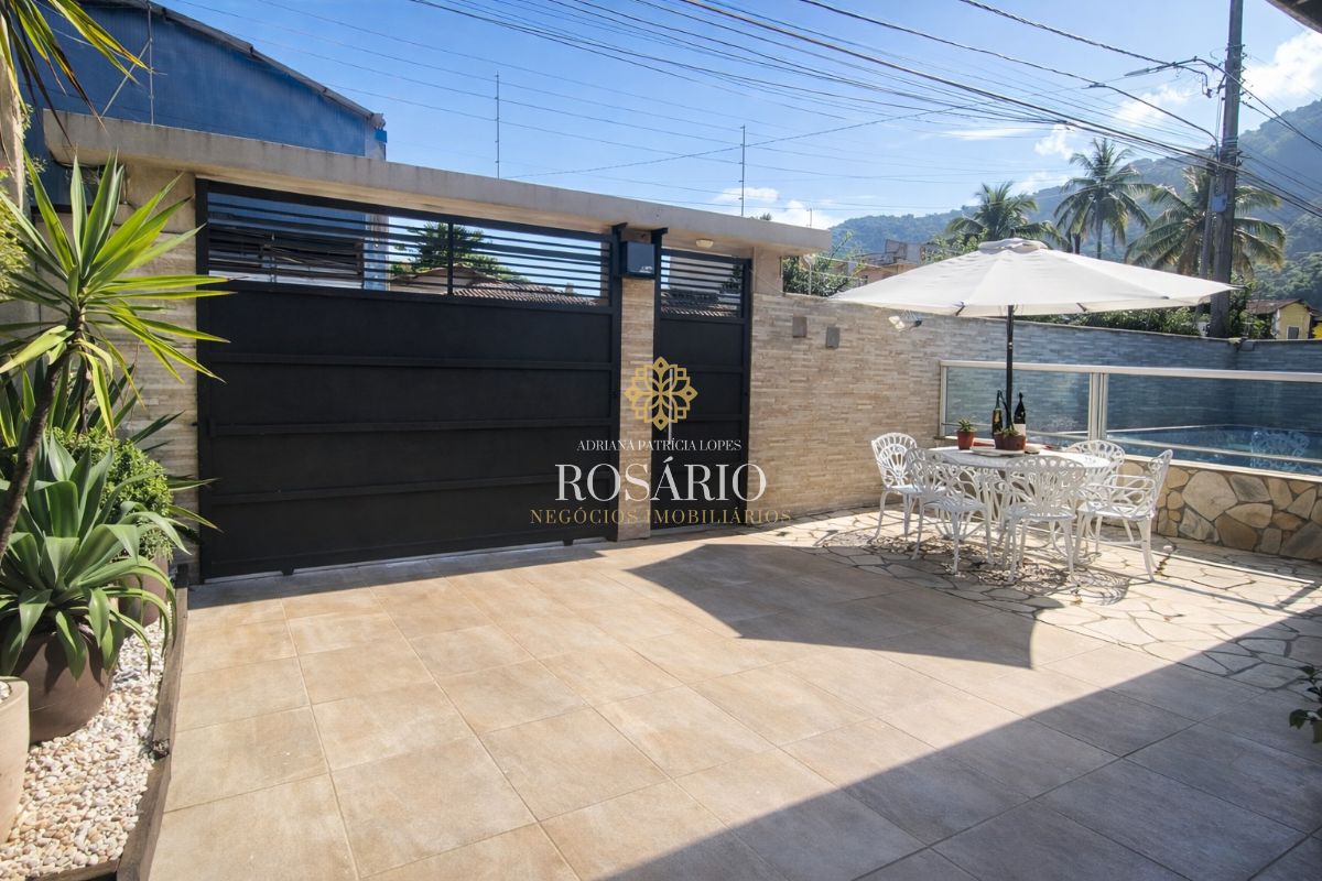Casa impecável com piscina e 2 dormitórios edícula. Seu refú