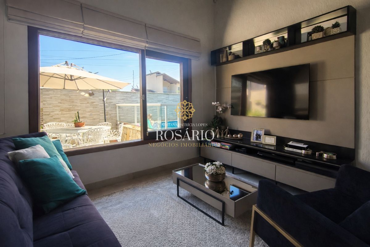 Casa impecável com piscina e 2 dormitórios edícula. Seu refú