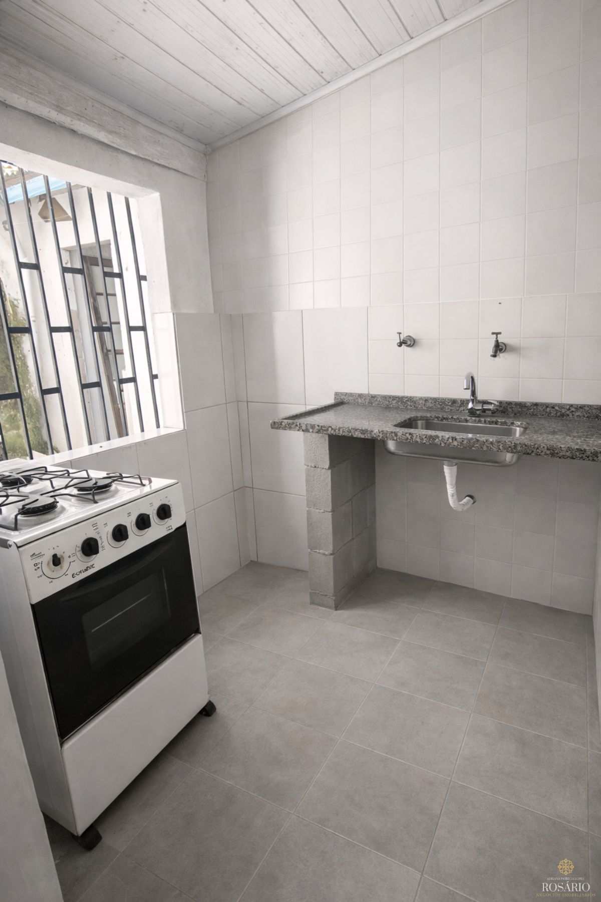 Ponto comercial no centro de ubatuba -localização estratégic - foto 7
