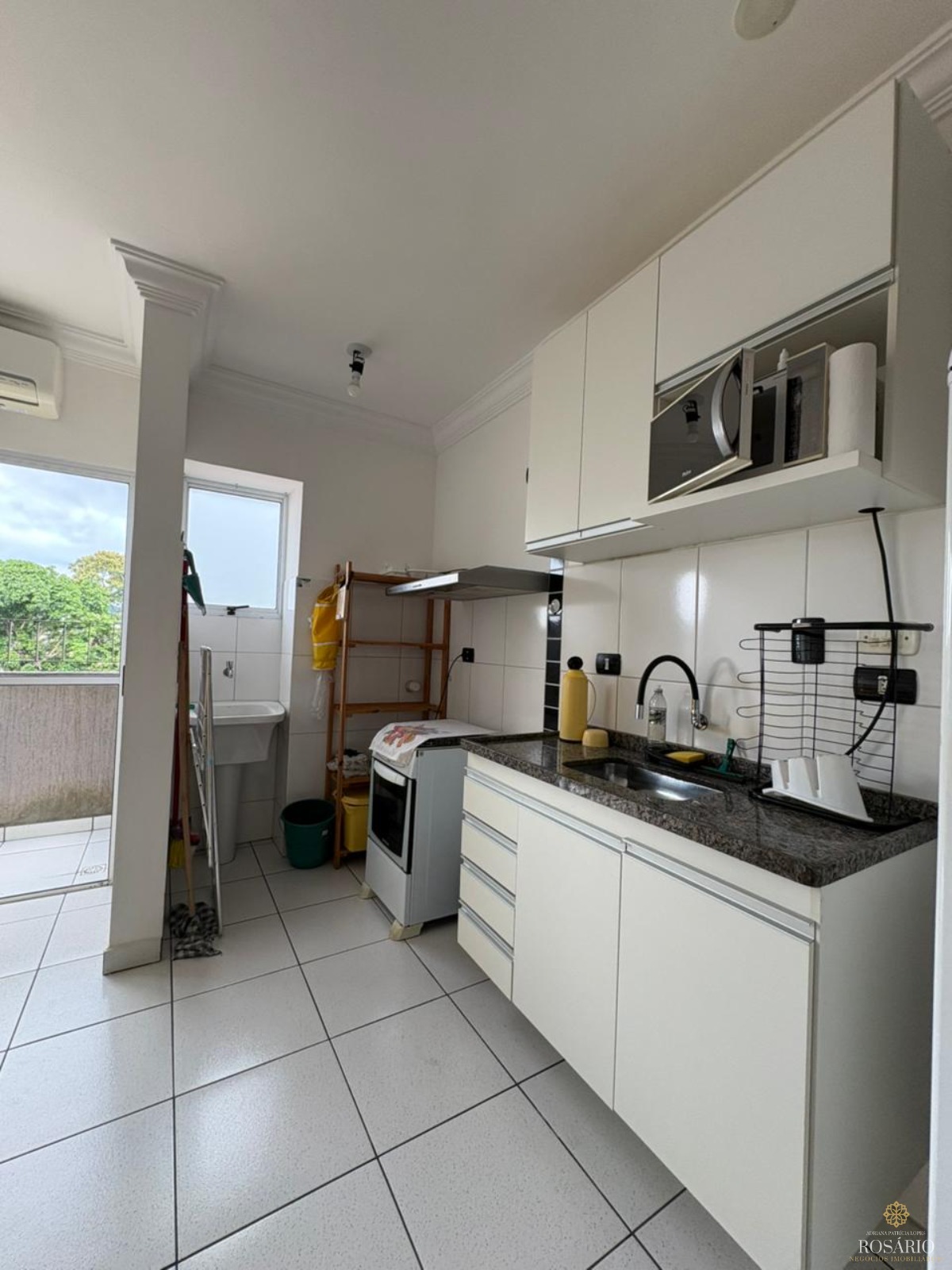 Apartamento a venda de 02 quartos no centro de ubatuba - foto 6