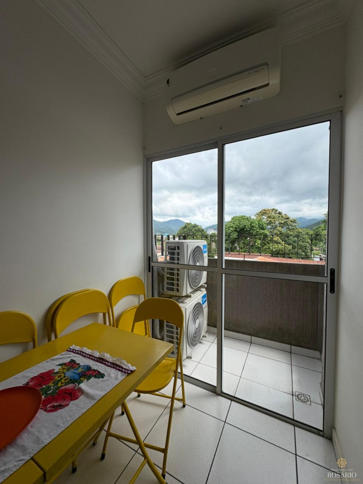 Apartamento a venda de 02 quartos no centro de ubatuba - foto 3