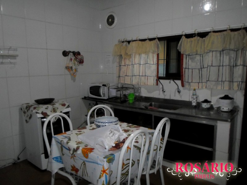 Excelente casa com piscina, próximo aquário comporta ate 12 