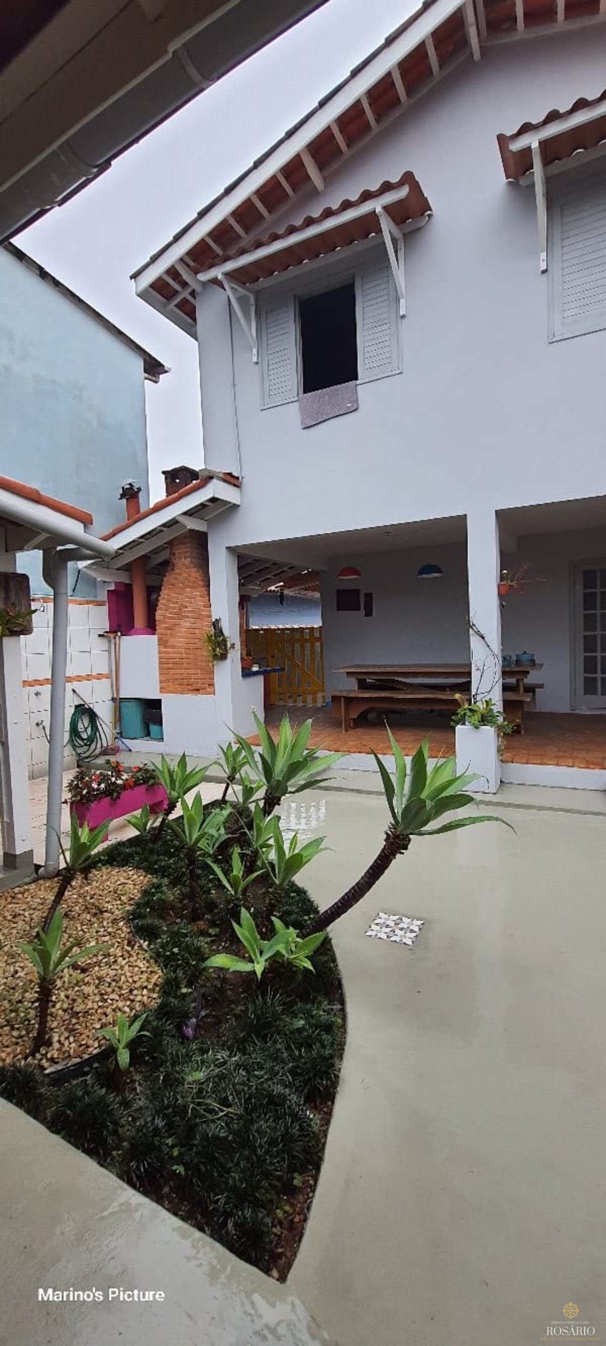 Casa com varanda gourmet mais edícula no silop