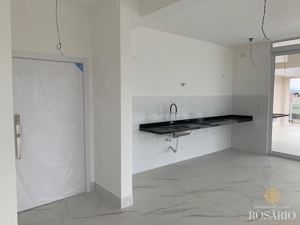 Cobertura duplex vista prara o mar em itaguá.