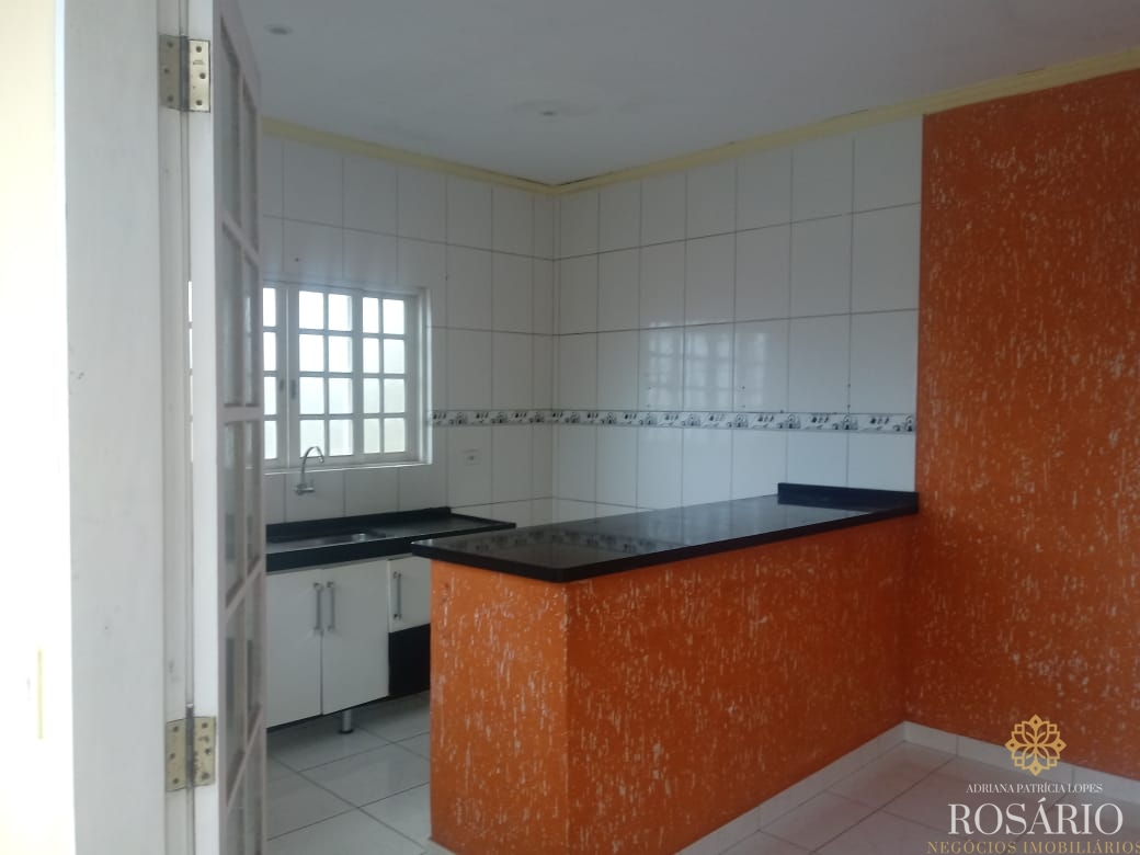 Casa com 2 dormitórios no mato dentro.
