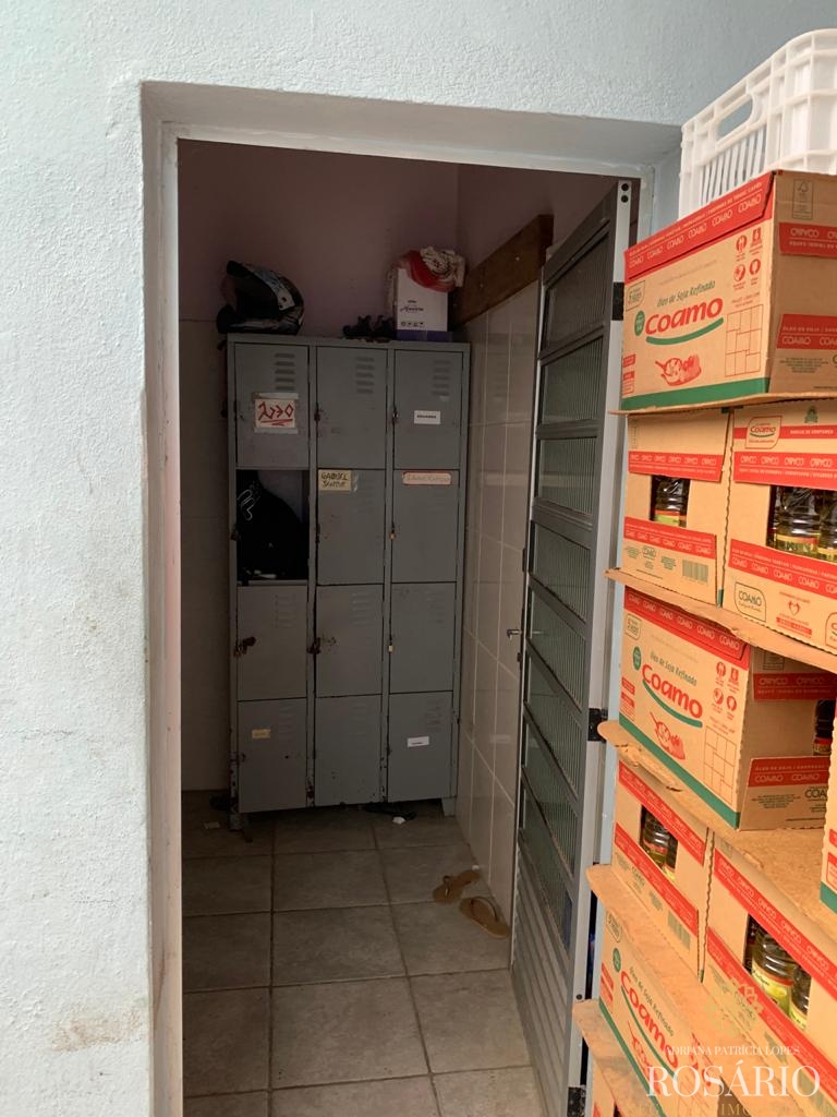 Ponto comercial com total de 440m² no centro.