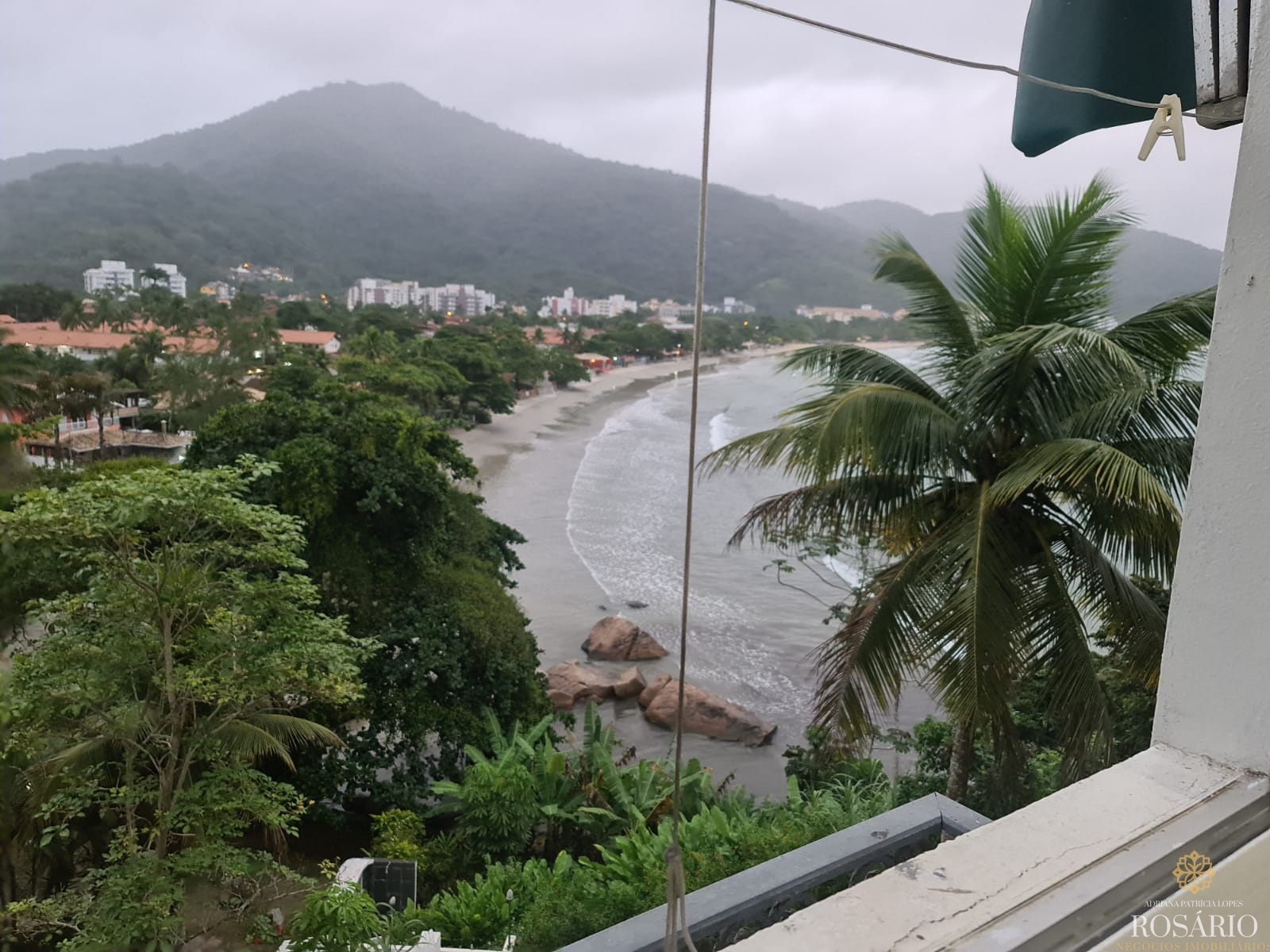 Apartamento com 1 dormitórios vista mar nas toninhas.