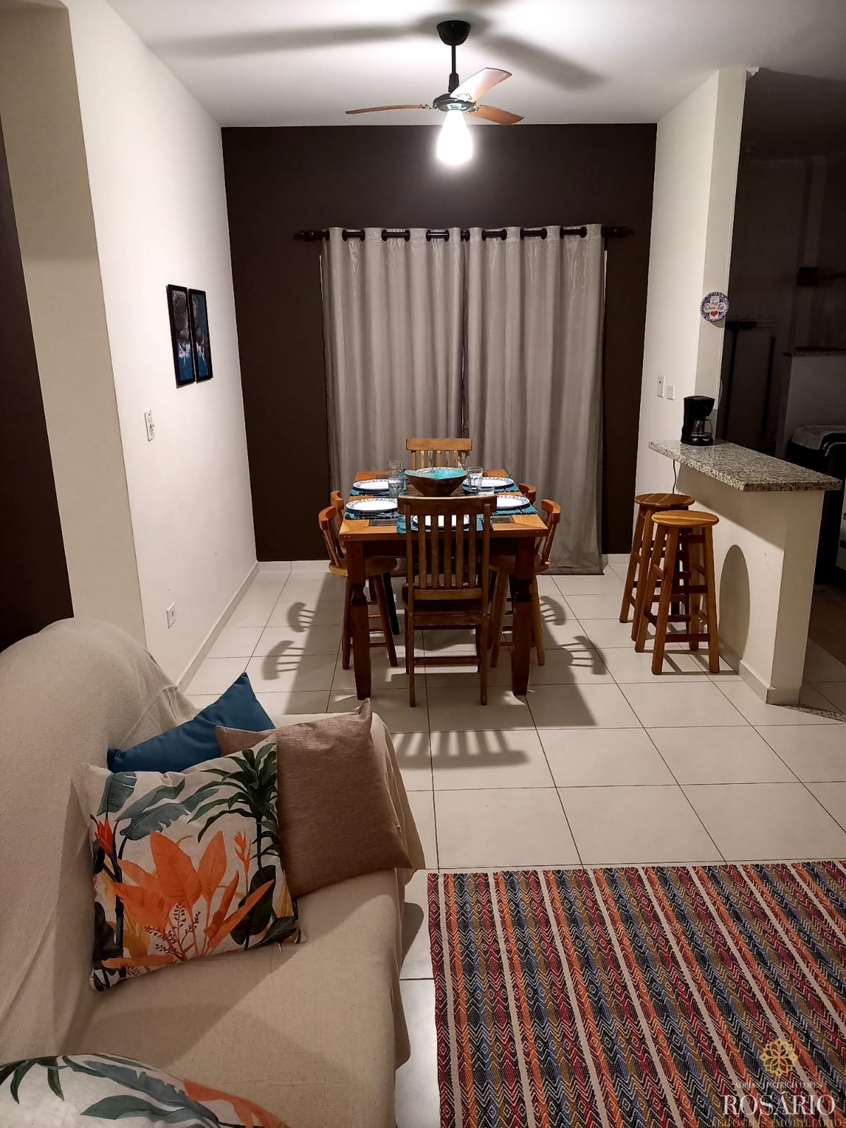 Apartamento com varanda gourmet no itaguá.