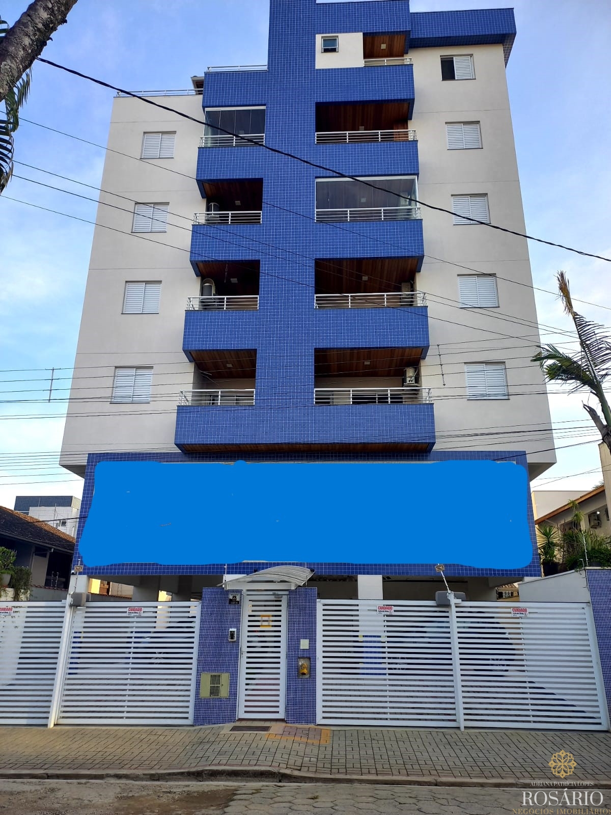 Apartamento com varanda gourmet no itaguá.