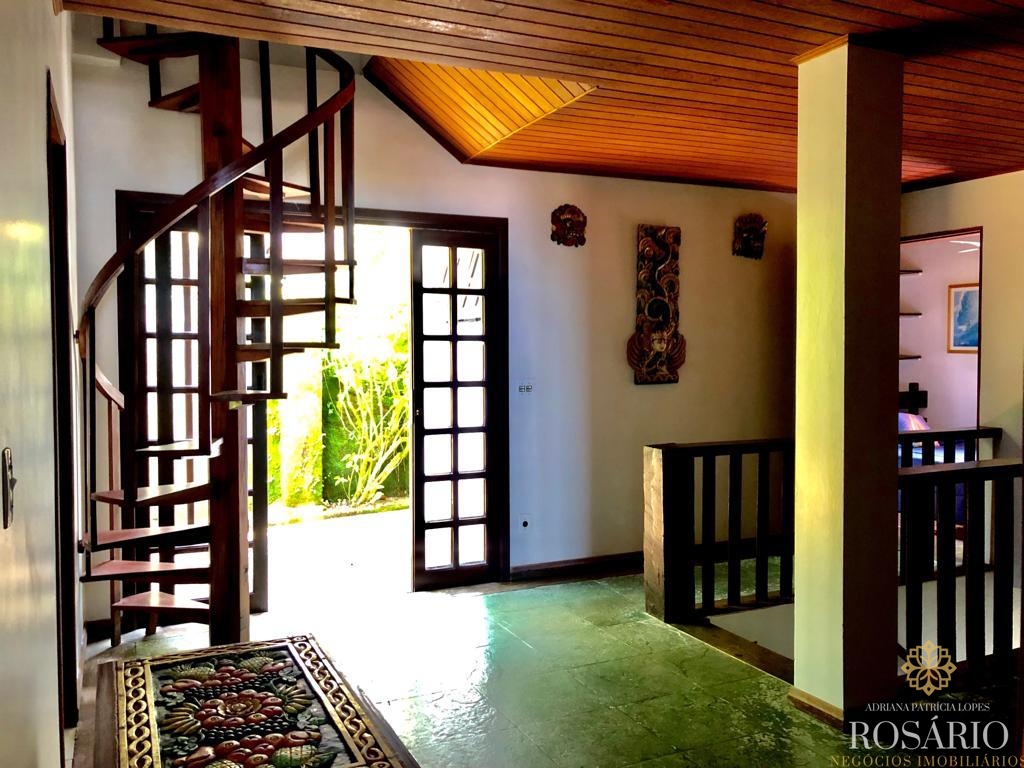 Casa de alto padrão na praia vermelha do centro com total de 570m².