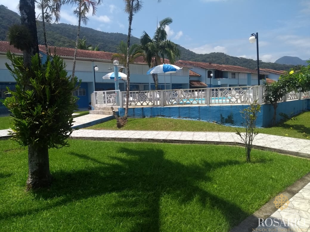 Casa Dentro de Condominio com 2 Dormitórios