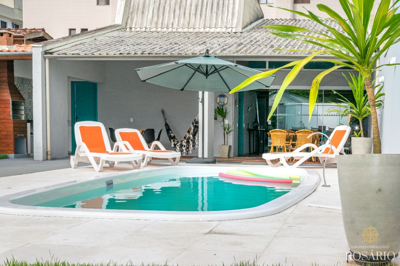Casa Linda No Itagua com Área Gourmet Completa