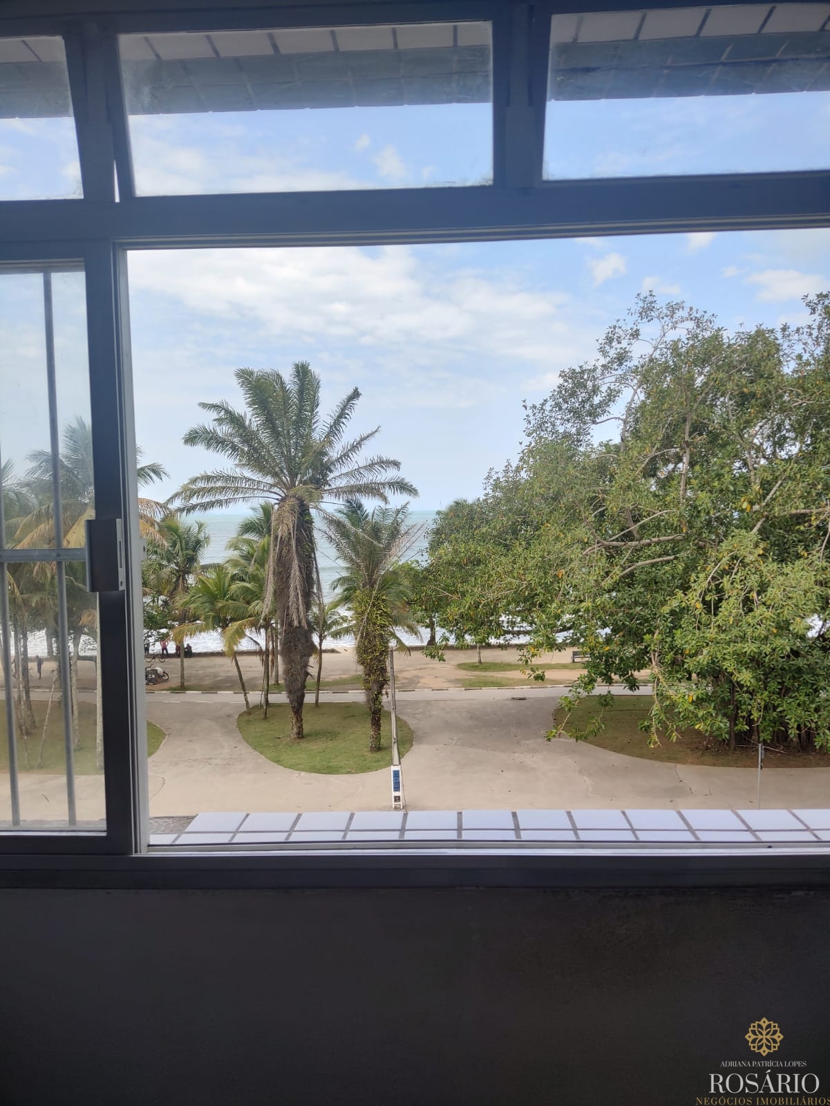 Apartamento No Centro Vista Mar