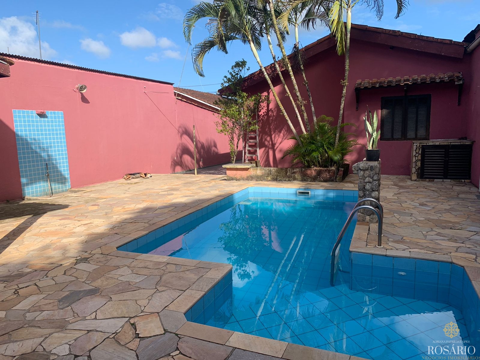 Casa No Centro com 3 Dormitórios