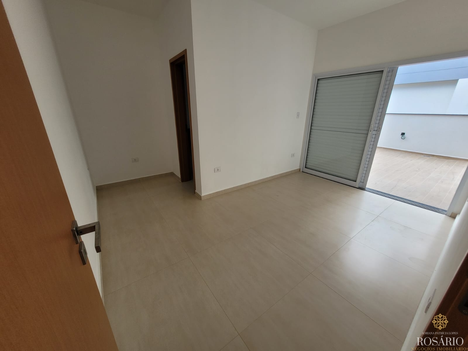 Cobertura no centro de ubatuba com total de 140m².