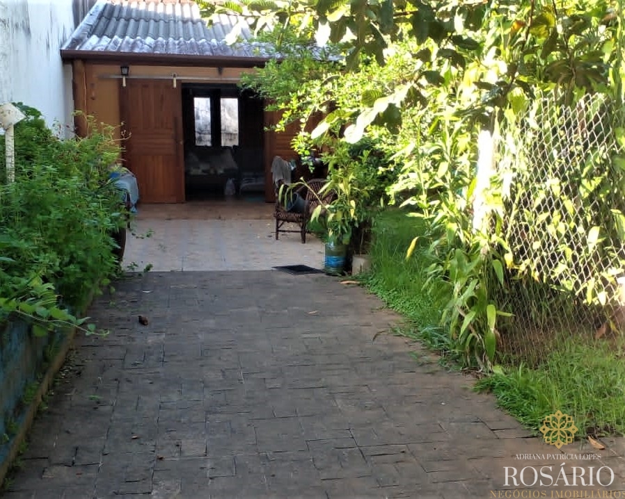 Casa com 3 Dormitórios Mais Edícula Na Praia do Lázaro em Ubatuba!