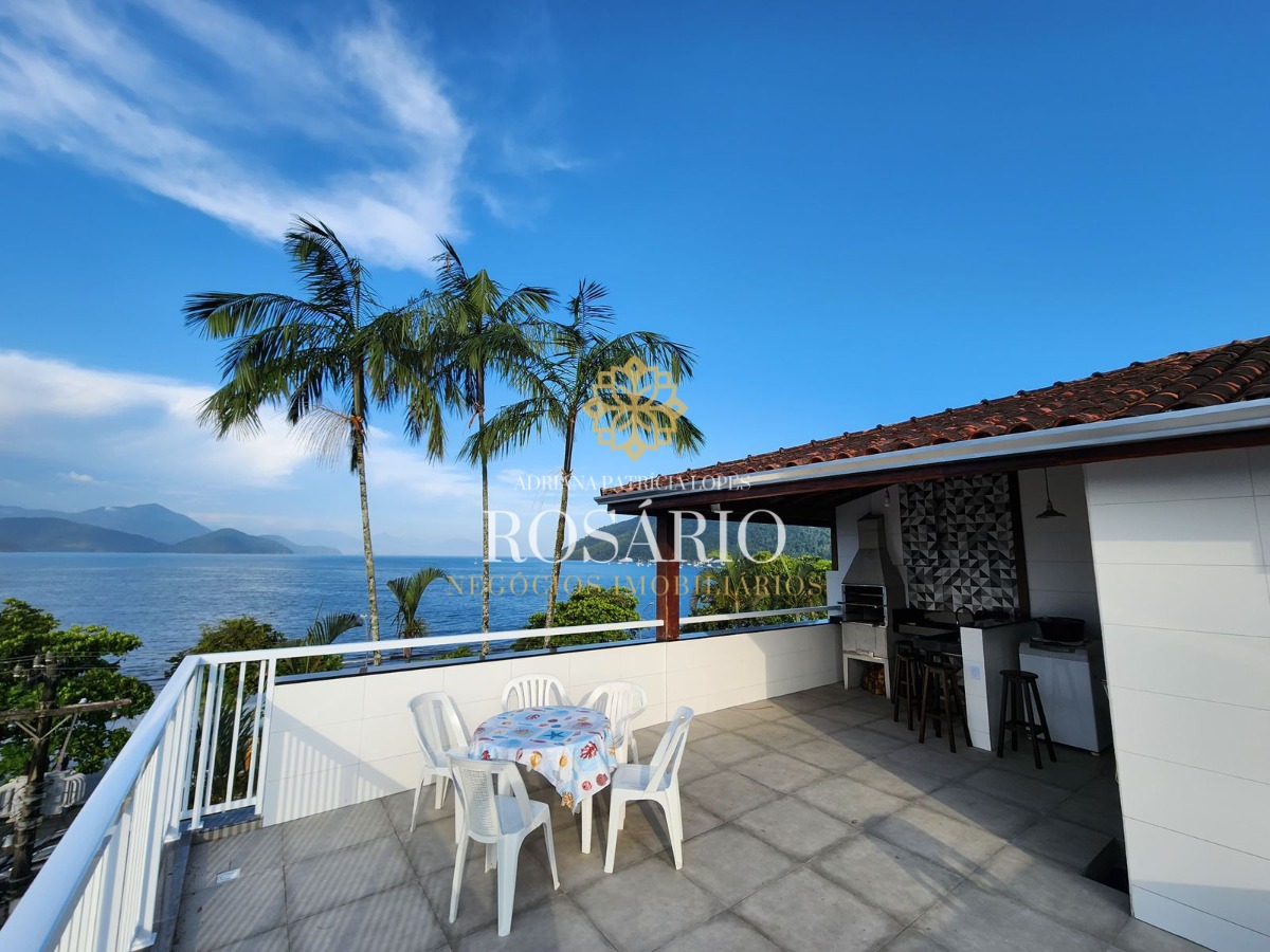 Apartamento Triplex 3 Dormitórios No Itagua