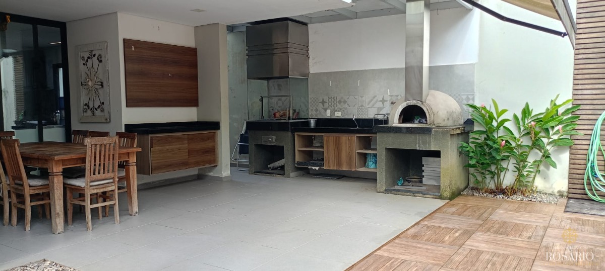 Casa na praia com 4 suites à venda no tenório-ubatuba