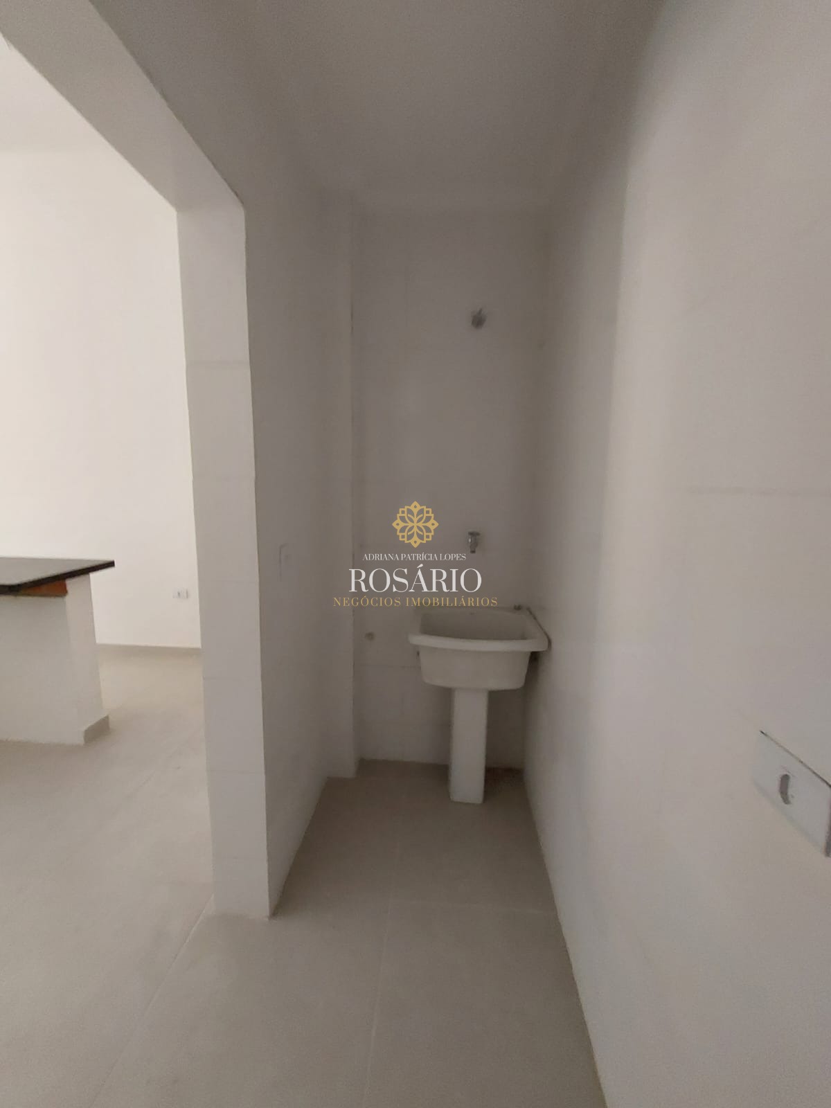 Apartamento de 1 dormitório frente mar para locação na praia
