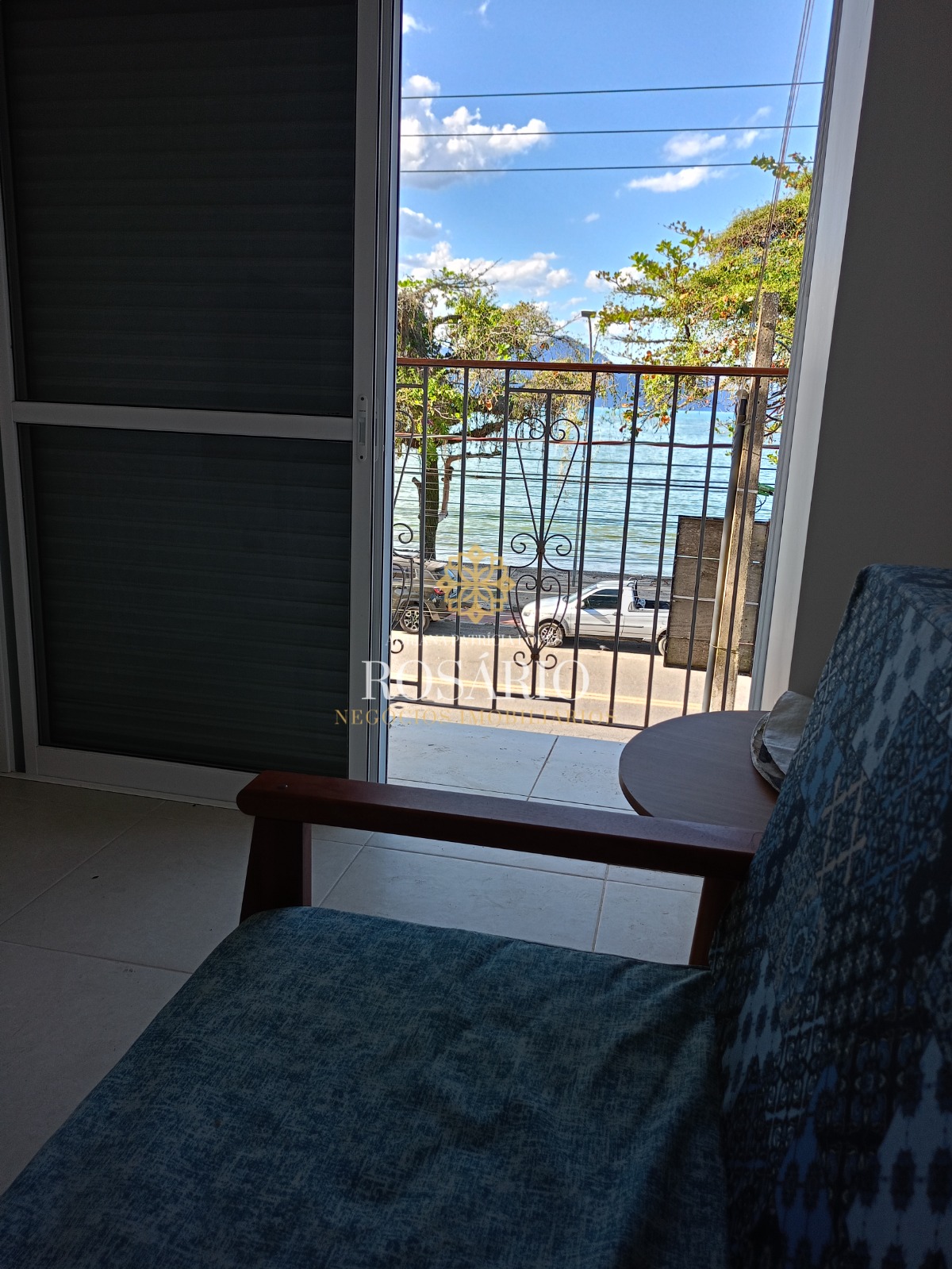 Apartamentos frente mar em ubatuba - itaguá para locação tem