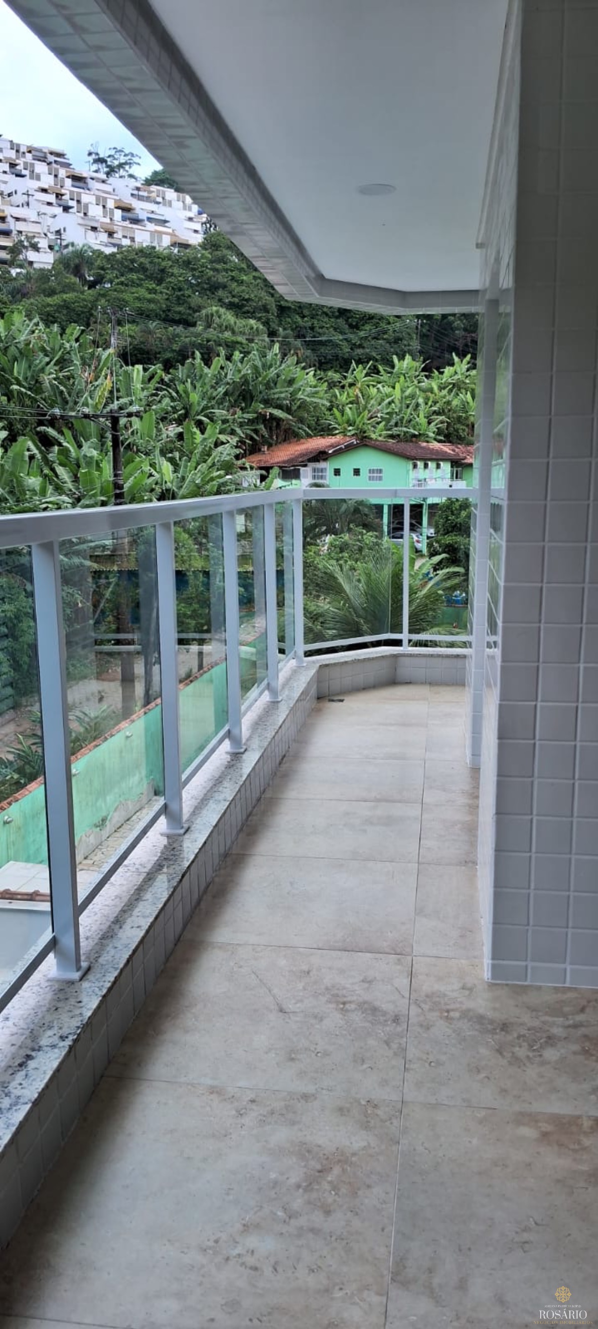 Apartamento de 2 Dormitórios à Venda Na Praia das Toninhas | Ubatubasp