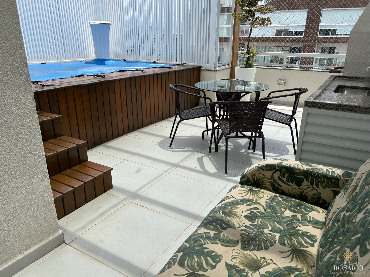 Cobertura 3 Dormitórios Mobiliada No Bairro do Itaguá