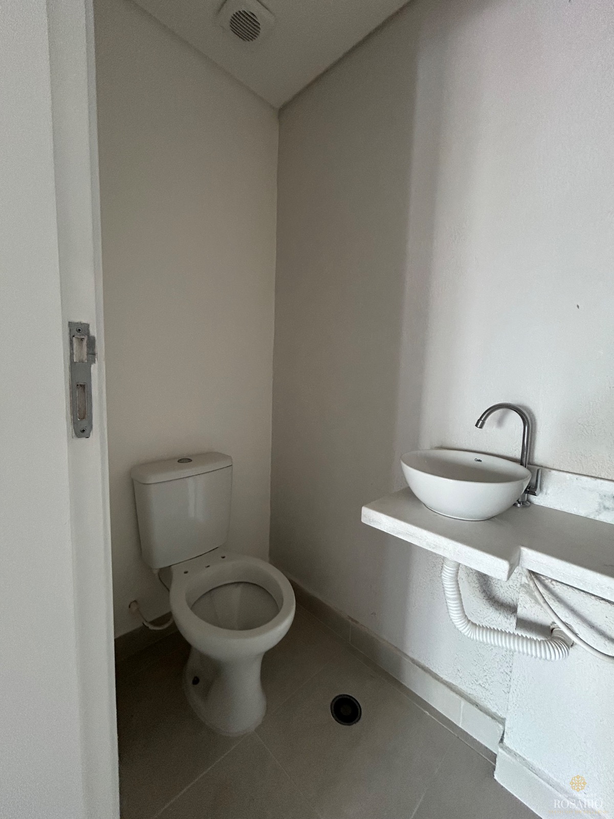 Apartamento de 2 dormitórios a venda no bairro de itaguá
