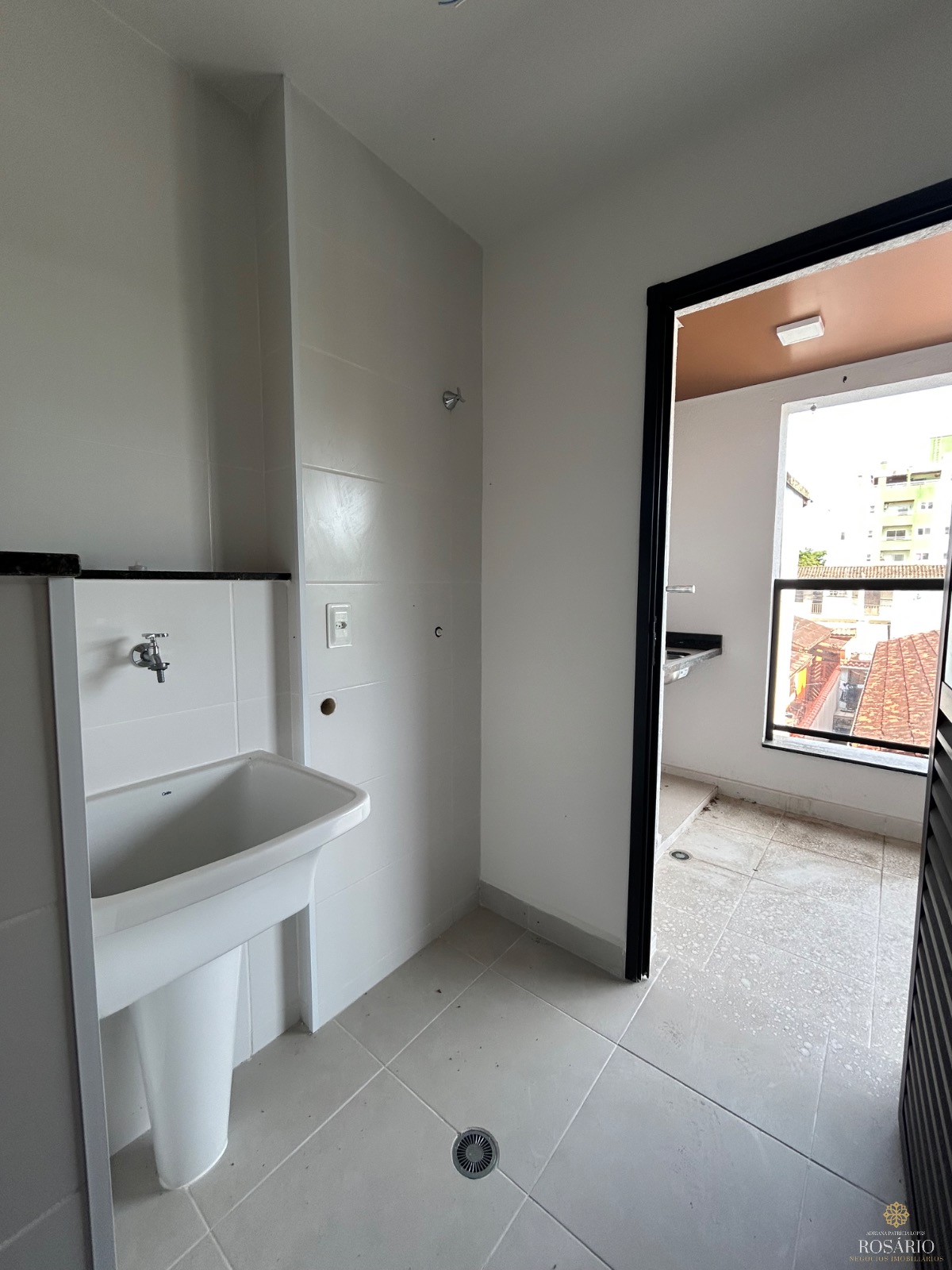 Apartamento de 2 dormitórios a venda no bairro de itaguá