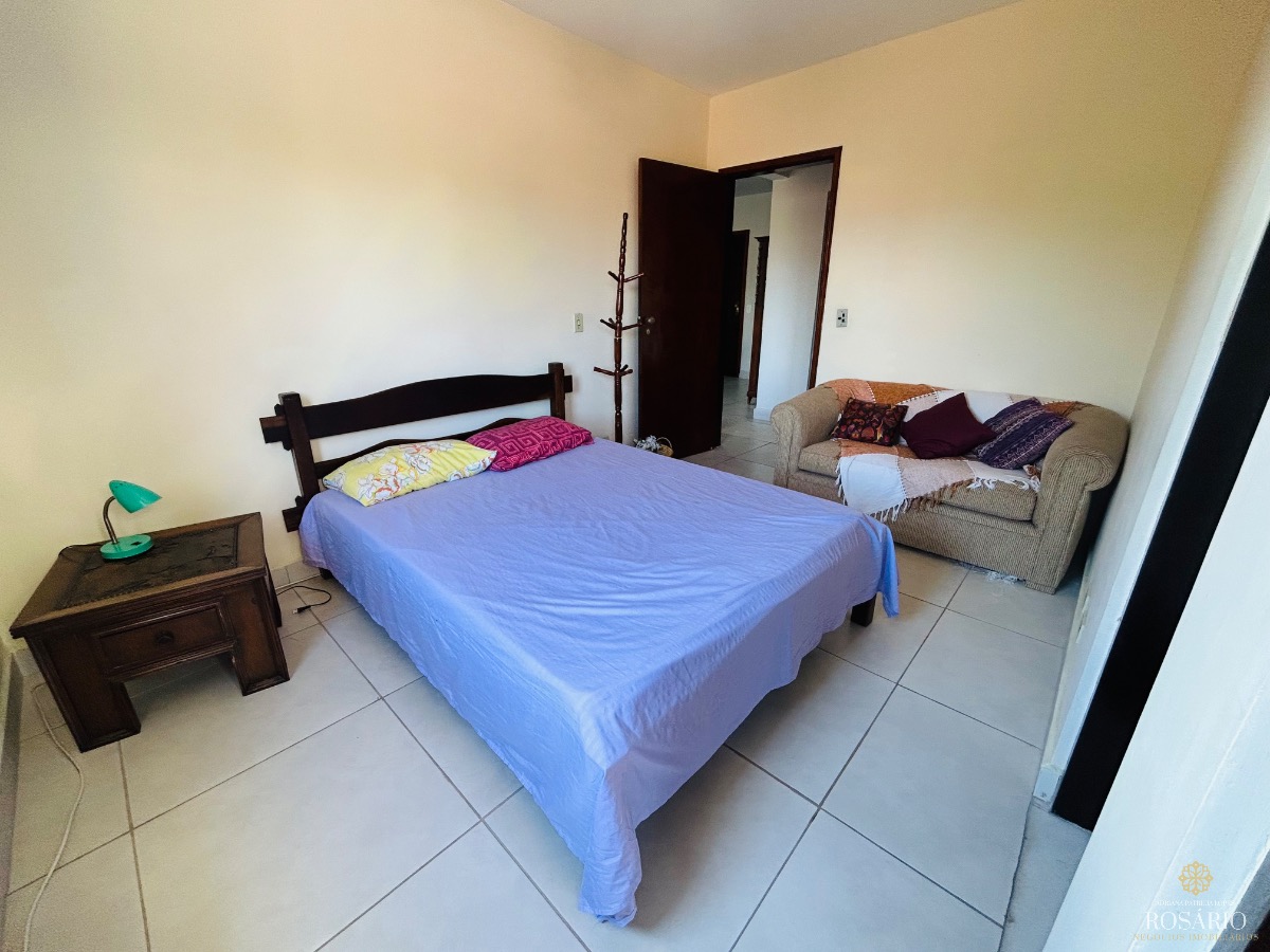 Apartamento à venda de 2 dormitórios no bairro de itaguá uba