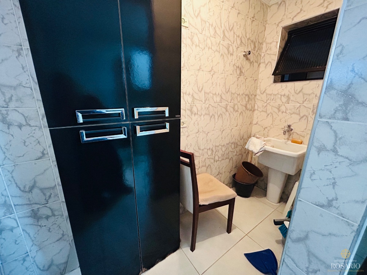 Apartamento à venda de 2 dormitórios no bairro de itaguá uba