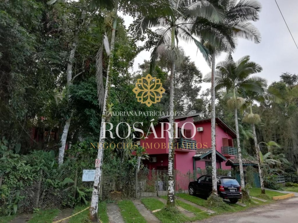Casa à venda na praia do félix em ubatuba