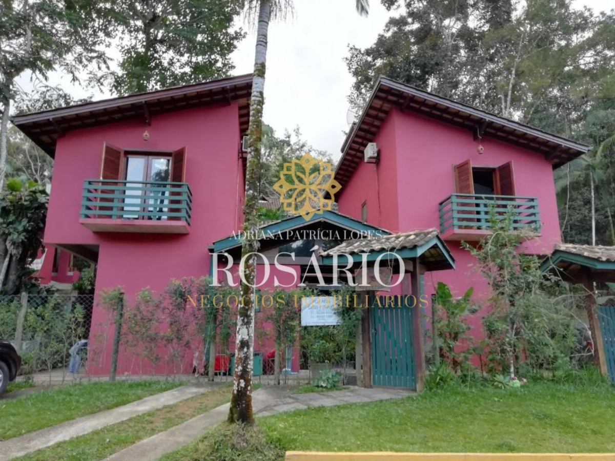 Casa à venda na praia do félix em ubatuba