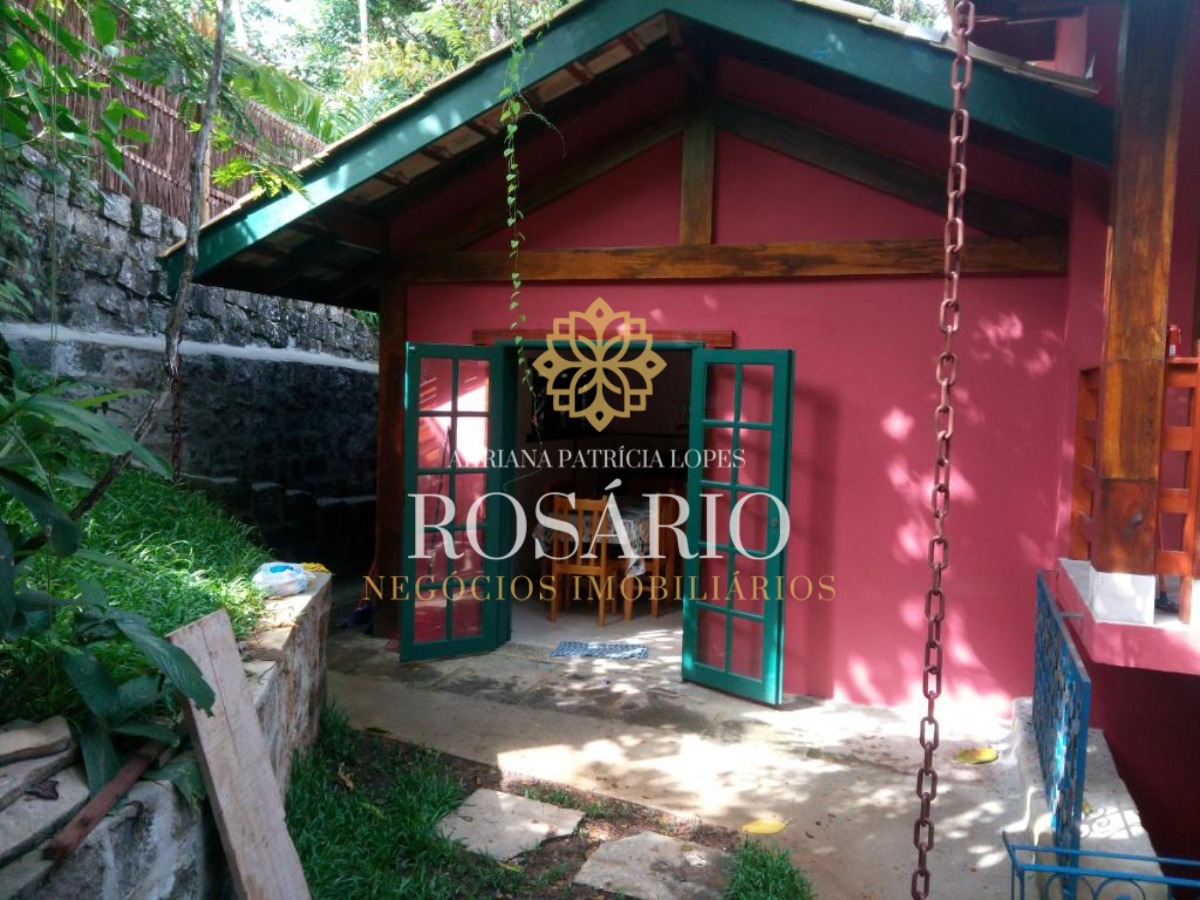 Casa à venda na praia do félix em ubatuba
