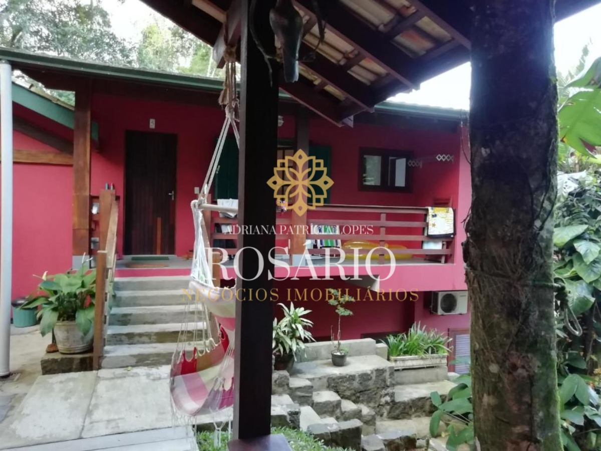 Casa à venda na praia do félix em ubatuba