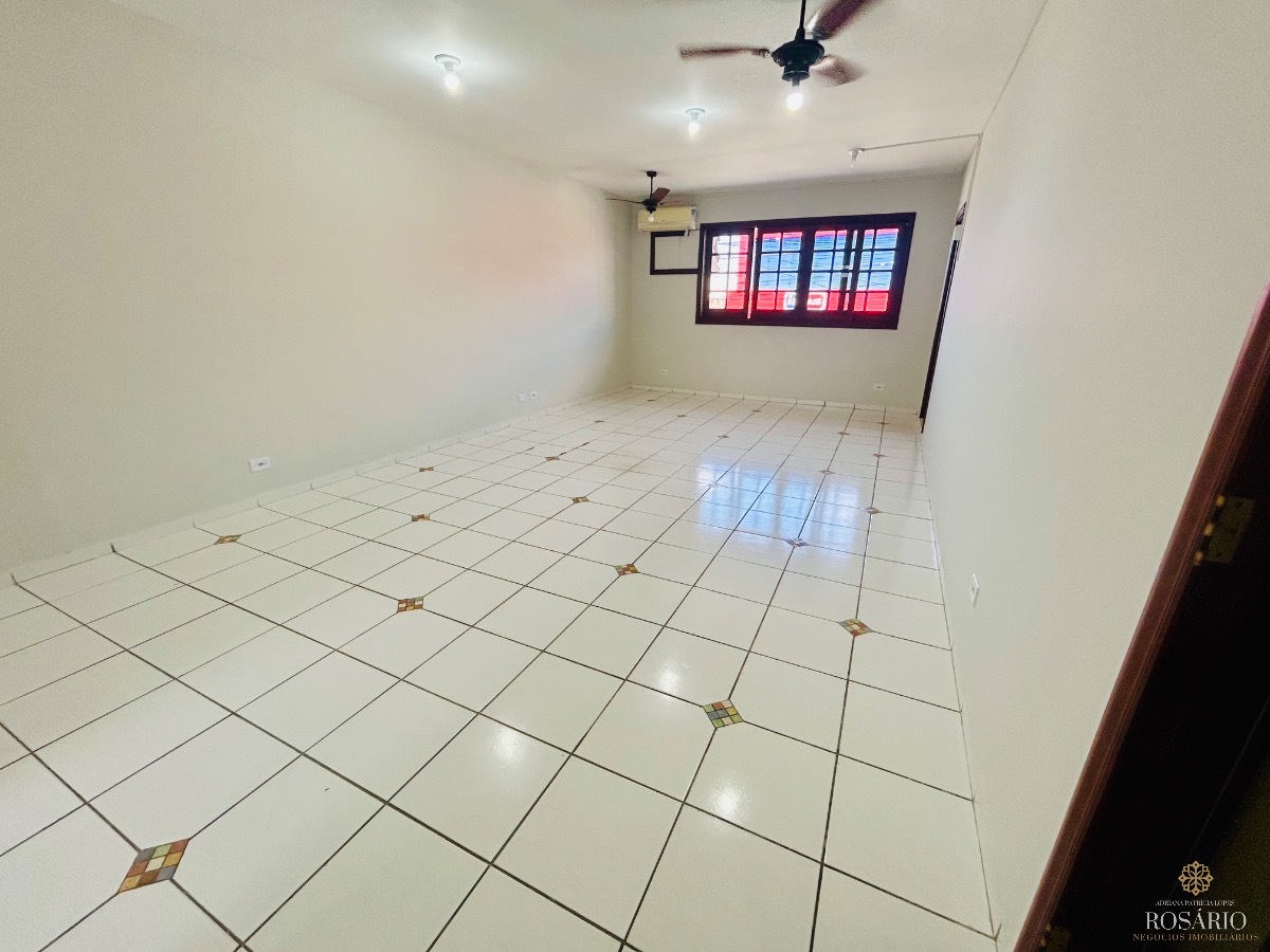 Sala comercial disponível para locação definitiva no centro 