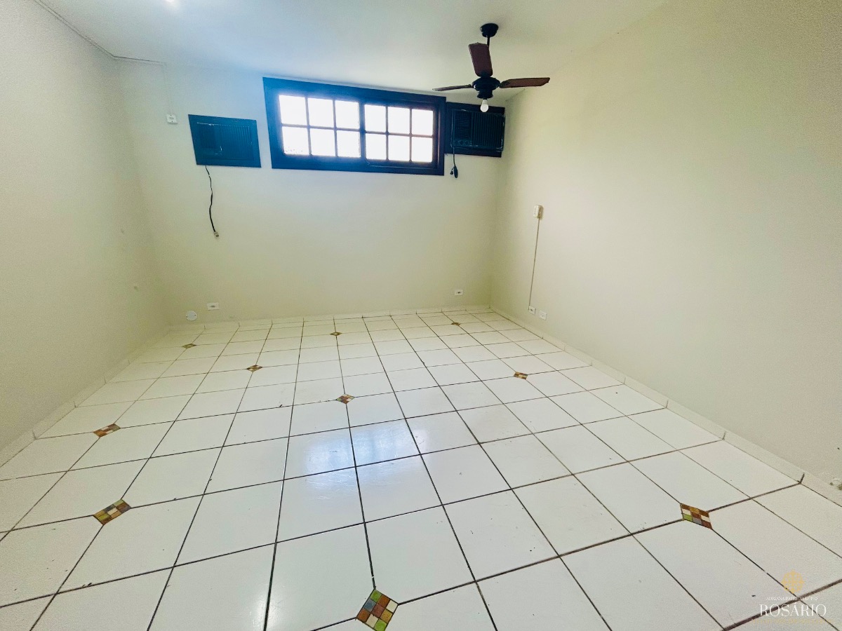 Sala comercial disponível para locação definitiva no centro 